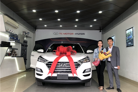 Hyundai Lê Hồng Phong - Hyundai Hải Phòng tưng bừng ngày giao xe